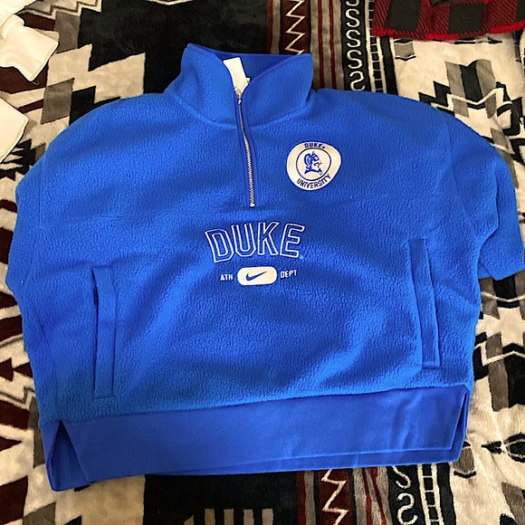 Nike Sweaters - Woman’s sweater